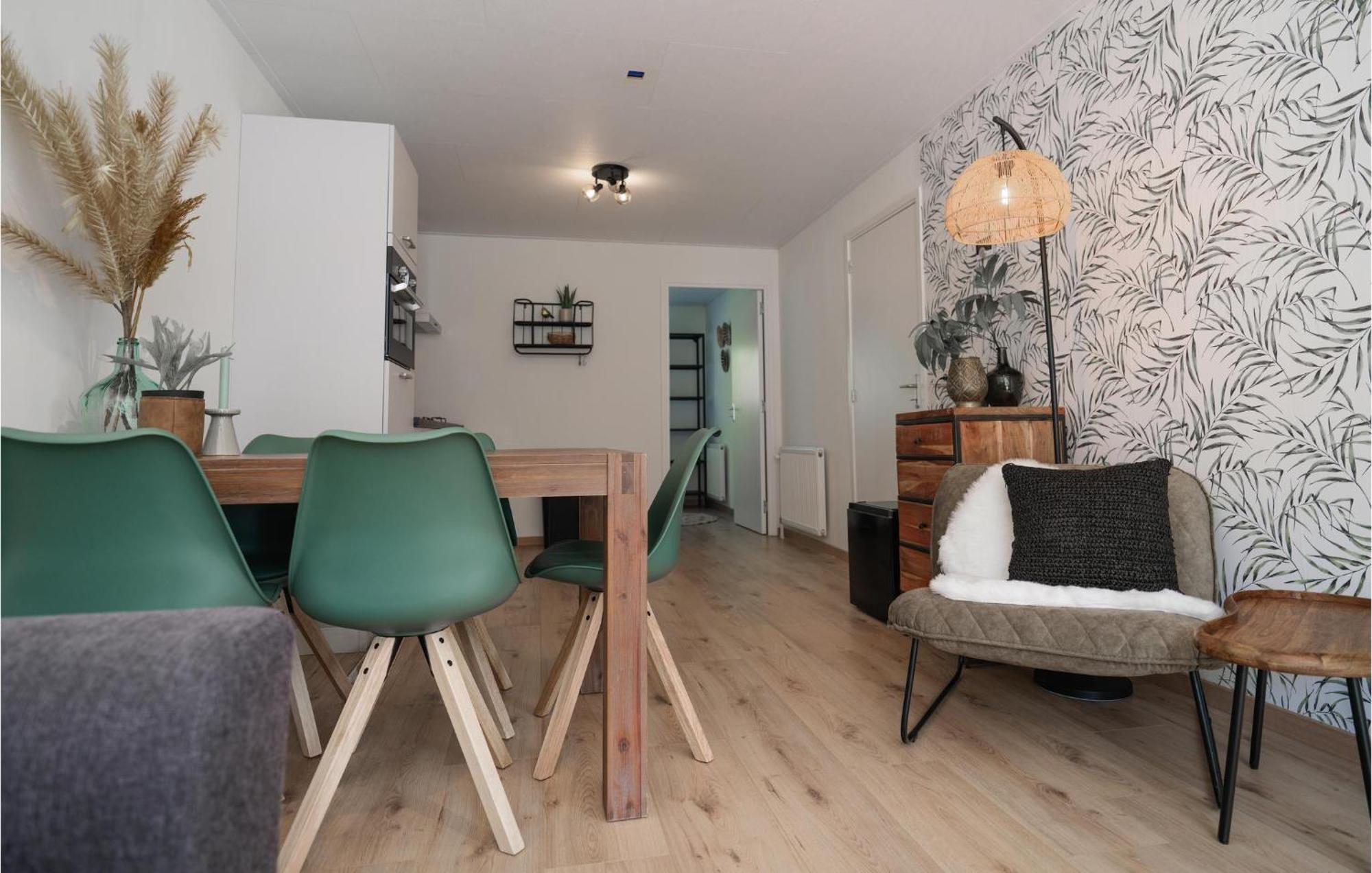 Nice Home In Heinkenszand With Sauna Экстерьер фото